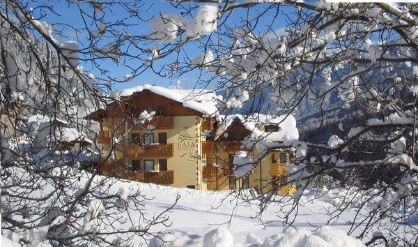 Foto Außenansicht Aparthotel Gaia