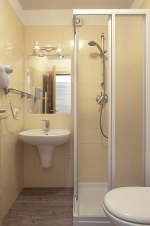 Foto del bagno Appartamenti Marilleva 900