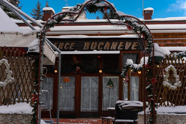 Foto esterno Residence Bucaneve