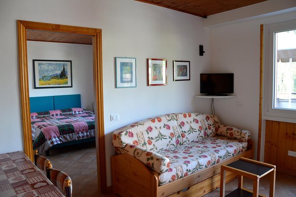 Der Wohnraum Ferienwohnungen Vacanze Casa - Marilleva 900