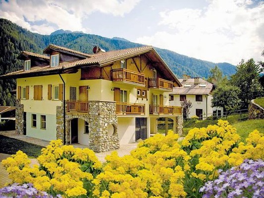 Foto Außenansicht Ferienwohnungen Villa Verde