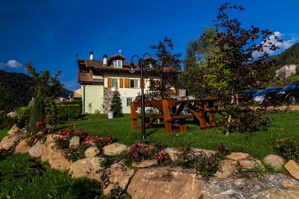 Foto Außenansicht Ferienwohnungen Villa Verde