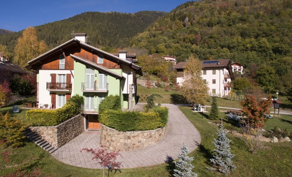 Foto Außenansicht Ferienwohnungen Villa Verde