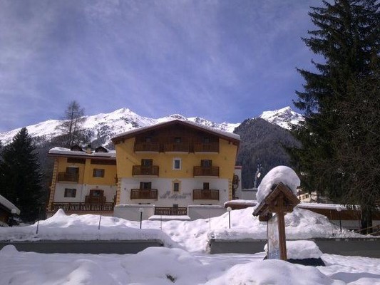 Photo exteriors Hotel Alpino & Blue Bay