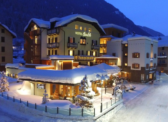 Foto esterno Hotel Cevedale