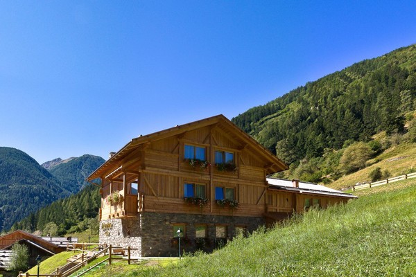 Foto Außenansicht Romance Hotel Chalet Alpenrose - Bionatur Wellness