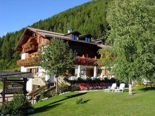Foto esterno Hotel Biancaneve