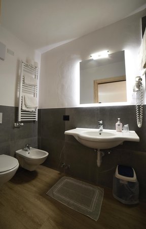 Foto del bagno Hotel Zanella