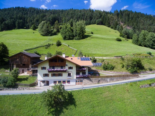Foto Außenansicht B&B auf dem Bauernhof Veraltenhof