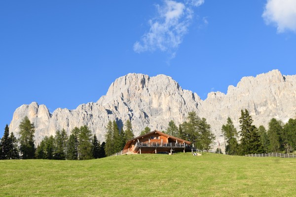 Foto Außenansicht Almhütte Messnerjoch