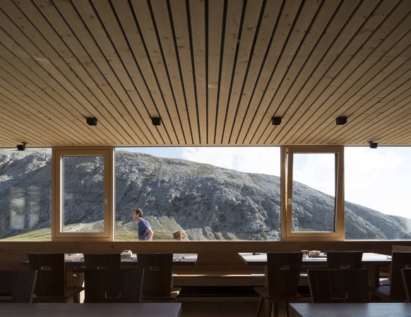 Die Gemeinschaftsräume Berghütte mit Zimmern Alpe di Tires - Tierser Alpl
