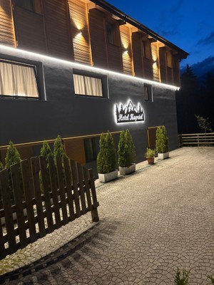 Photo exteriors Hotel Kapriol