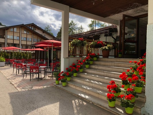 Foto esterno Hotel Kapriol