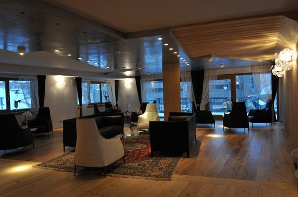 La hall