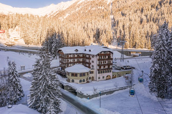 Foto esterno Hotel Bertelli