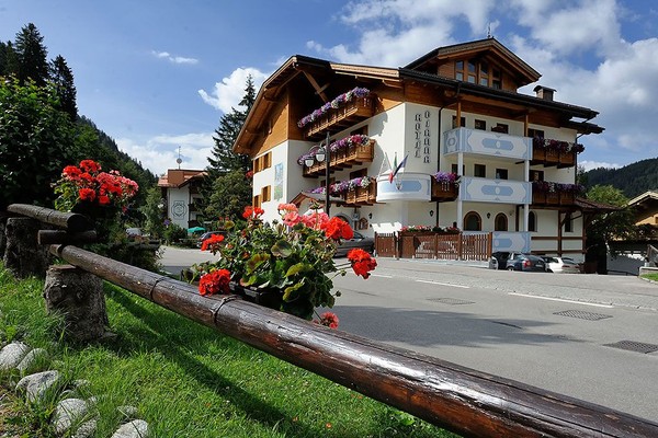Foto esterno Hotel Gianna