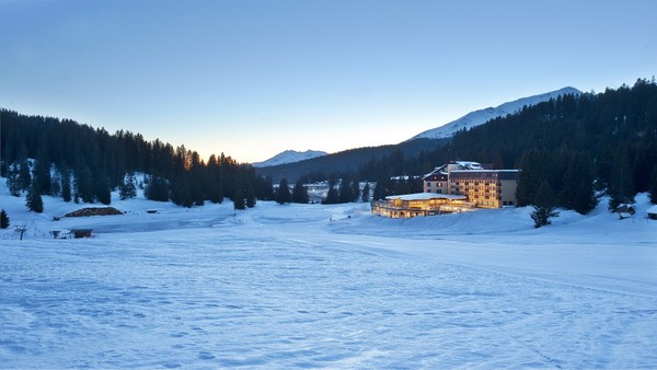Foto esterno TH Madonna di Campiglio - Golf Hotel
