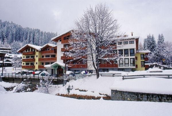 Foto invernale di presentazione Hotel + Residence Bonapace
