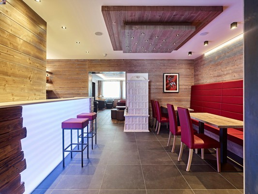 Foto del bar Garni-Hotel Arnica