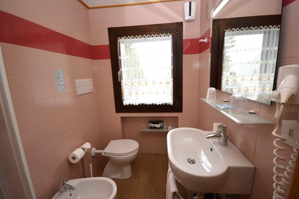 Foto del bagno Garni-Hotel Cime d'Oro