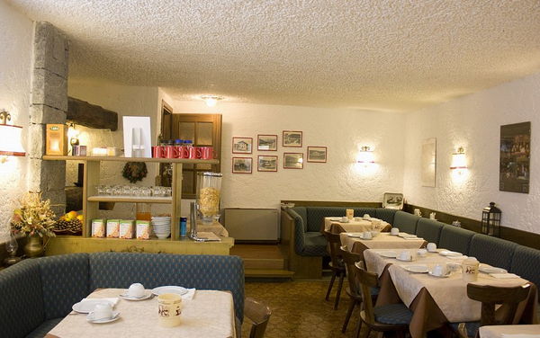 The breakfast Bucaneve - B&B-Hotel + Apartments 1 star