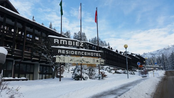 Foto esterno in inverno Ambiez