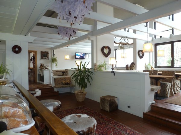 Foto del bar Hotel + Residence Ambiez