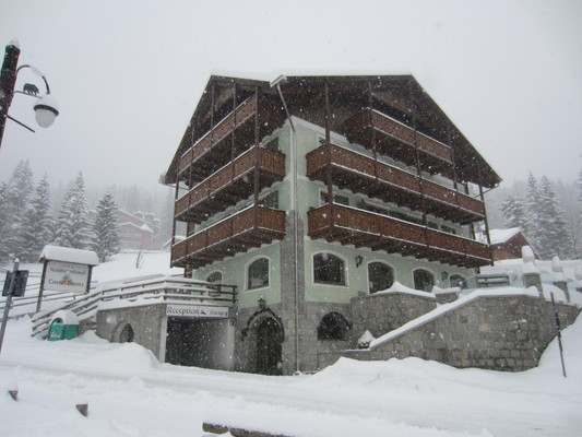 Foto esterno Aparthotel Torre del Brenta