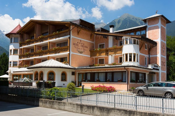 Foto esterno Hotel Cristina