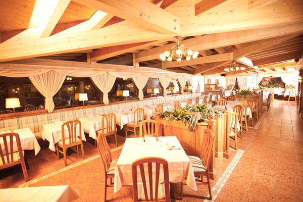 Il ristorante Pinzolo (Pinzolo - Val Rendena) Europeo