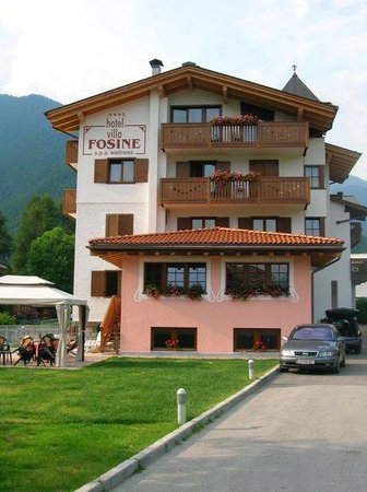 Foto estiva di presentazione Hotel Villa Fosine