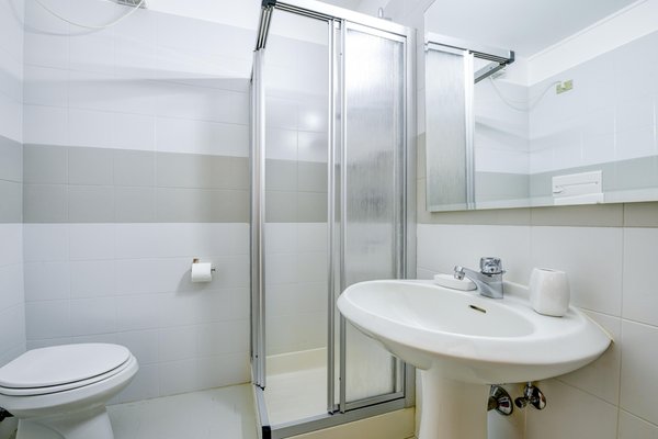 Photo of the bathroom B&B (Garni)-Hotel Bepy