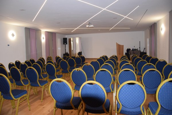 Photo of the meeting room