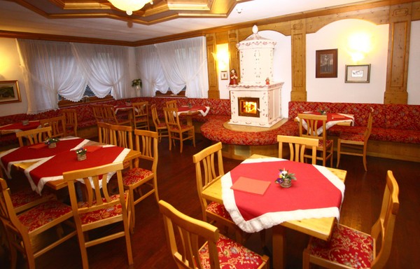 Il ristorante Carisolo Park Residence Imperator