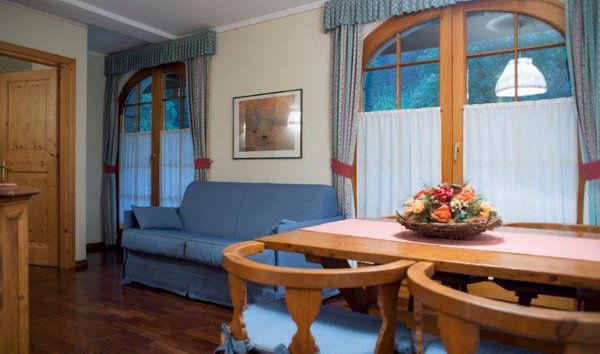 La zona giorno Residence Holidays Dolomiti