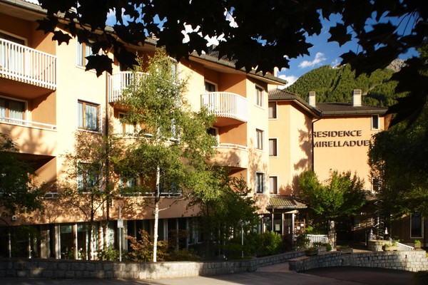 Foto esterno Residence Mirelladue
