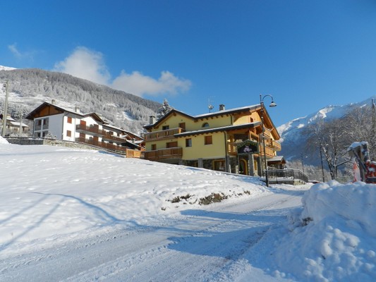 Foto esterno Garni-Hotel + Appartamenti Raggio di Luce