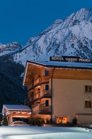 Foto esterno in inverno Pegrà
