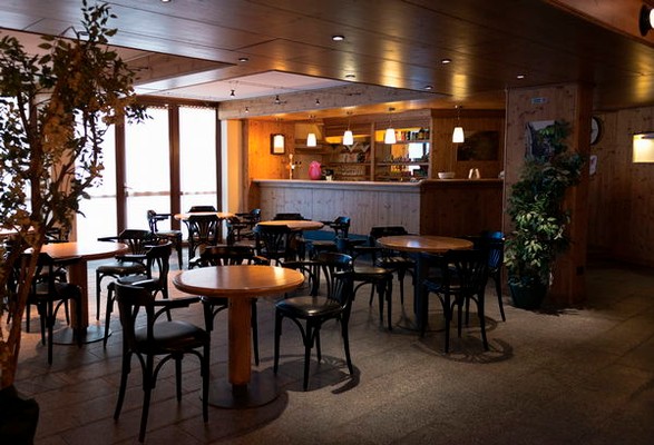 Photo of the bar Hotel Piandineve