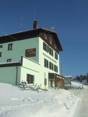 Foto esterno in inverno Chalet Alpino