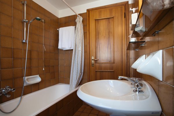 Foto del bagno Hotel Chalet Alpino