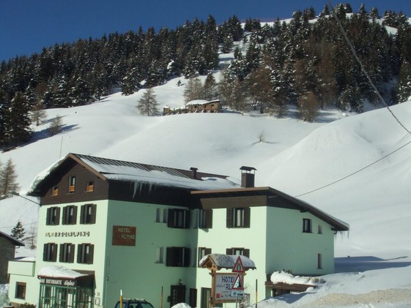 Foto esterno in inverno Chalet Alpino