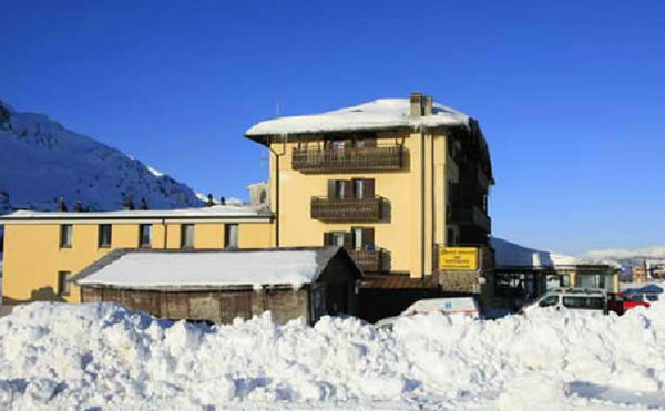 Foto esterno in inverno Dolomiti