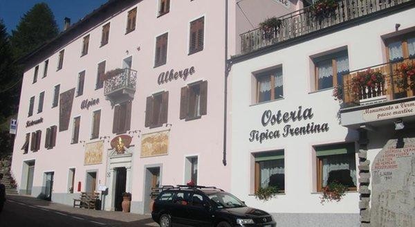 Foto esterno Albergo Alpino