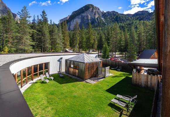 Foto Außenansicht Wellness Center Natura Wellness