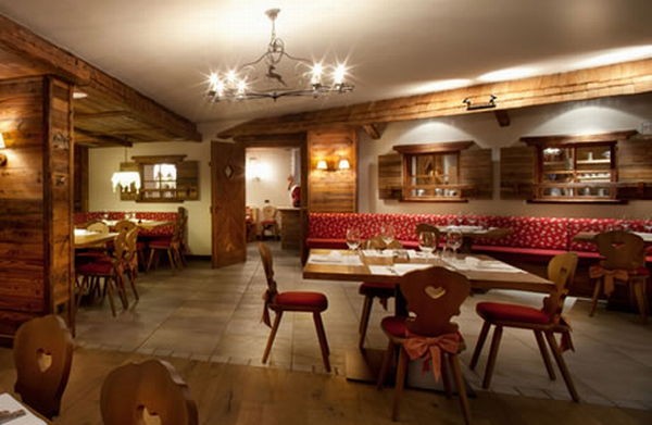 The restaurant Madonna di Campiglio Artini