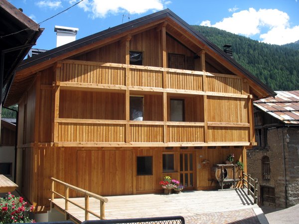 Foto esterno in estate Maso Bertolini