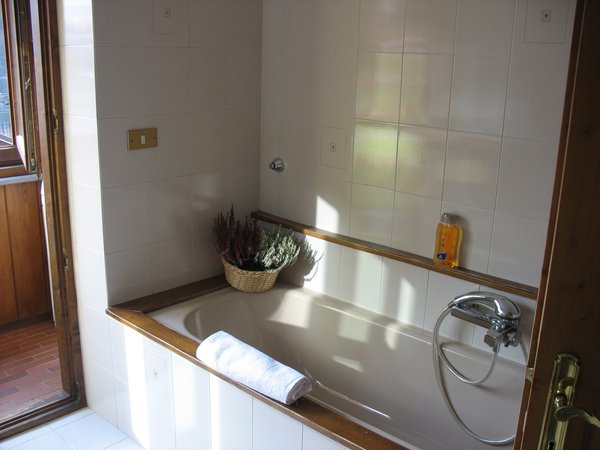 Foto del bagno Appartamenti Maso Bertolini