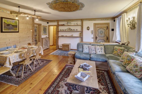 Il salotto Stayincortina - Appartamenti