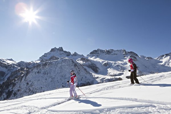 Präsentationsbild Ski- und Snowboardschule Dolomites Rèba